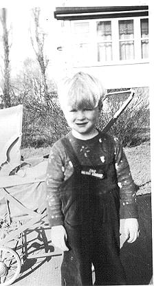 Ready For The Day, 1945